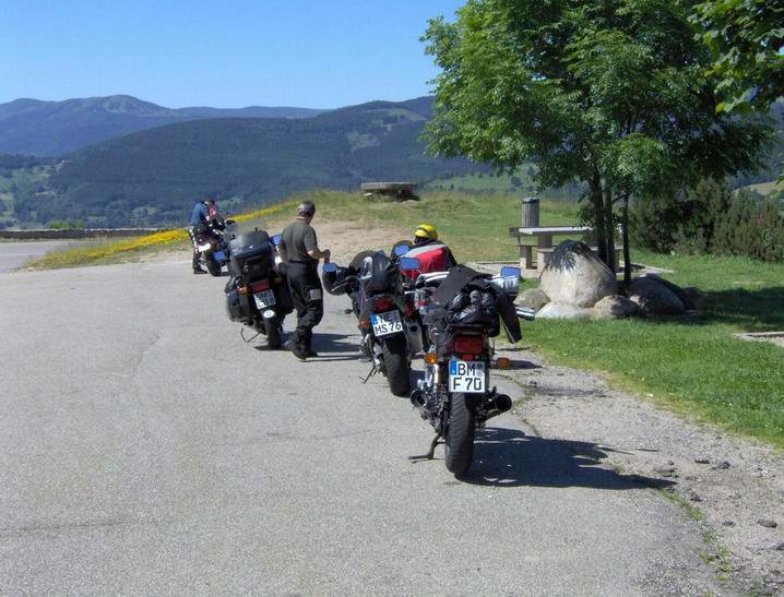 Pause am Paß Col de Fouchy
( Klasse Paß )