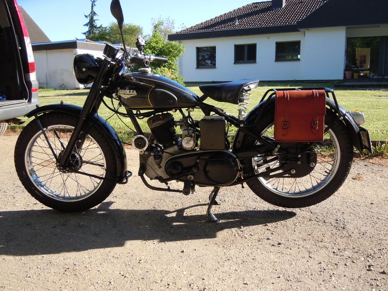 Eine Seltenheit fiel als erstes auf: Sarolea aus Belgien